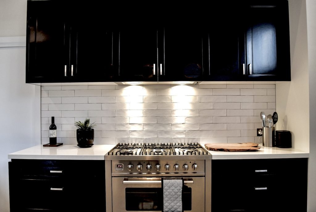 clean kitchen with modern appliances - house cleaning services utah - eves